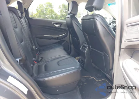 2024 Ford Edge Titanium z USA, uszkodzony, nr VIN 2FMPK4K91RBA92643